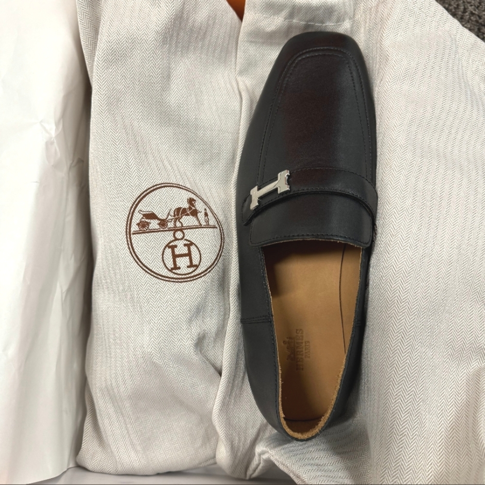 *Authentic* Hermes Goatskin Loafers BNWT